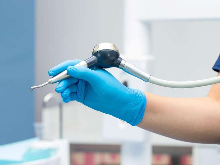 Guided Biofilm Therapy